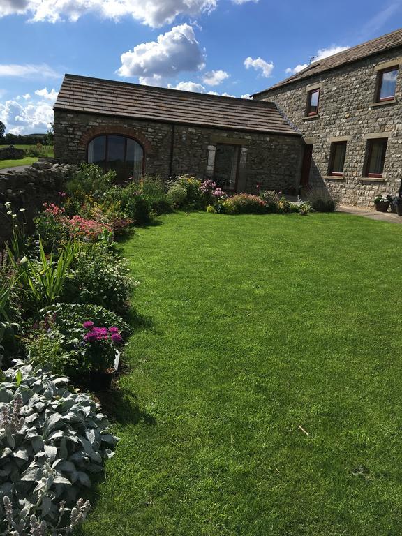 Curlew Barn Bed and Breakfast Leyburn Buitenkant foto